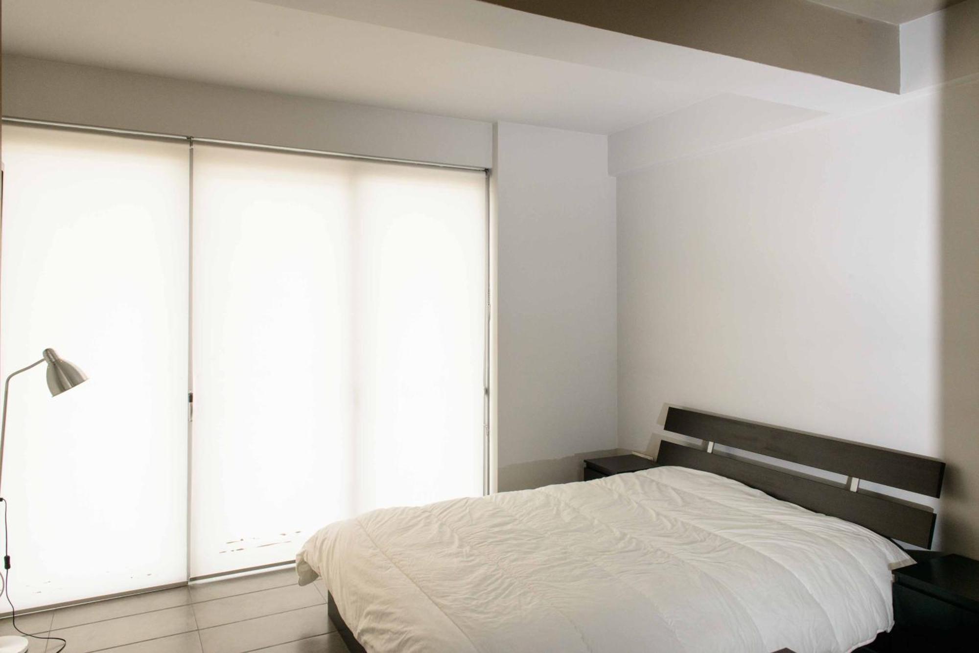 Apartamento Bright Loft With Terrance - Next To Metro Kerameikos Atenas Exterior foto